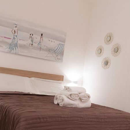 More Apartments Il Ferrarese2 バーリ エクステリア 写真